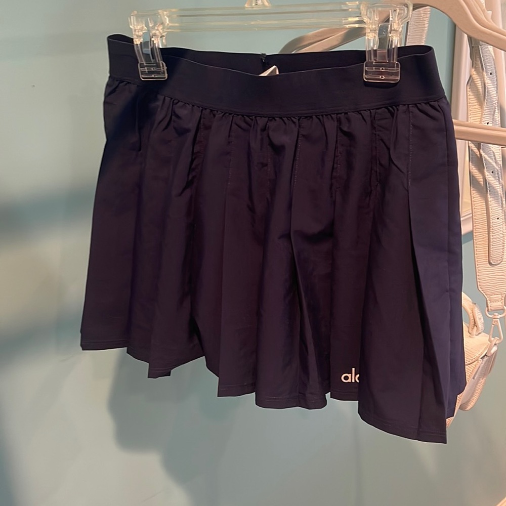Alo yoga navy tennis skirt